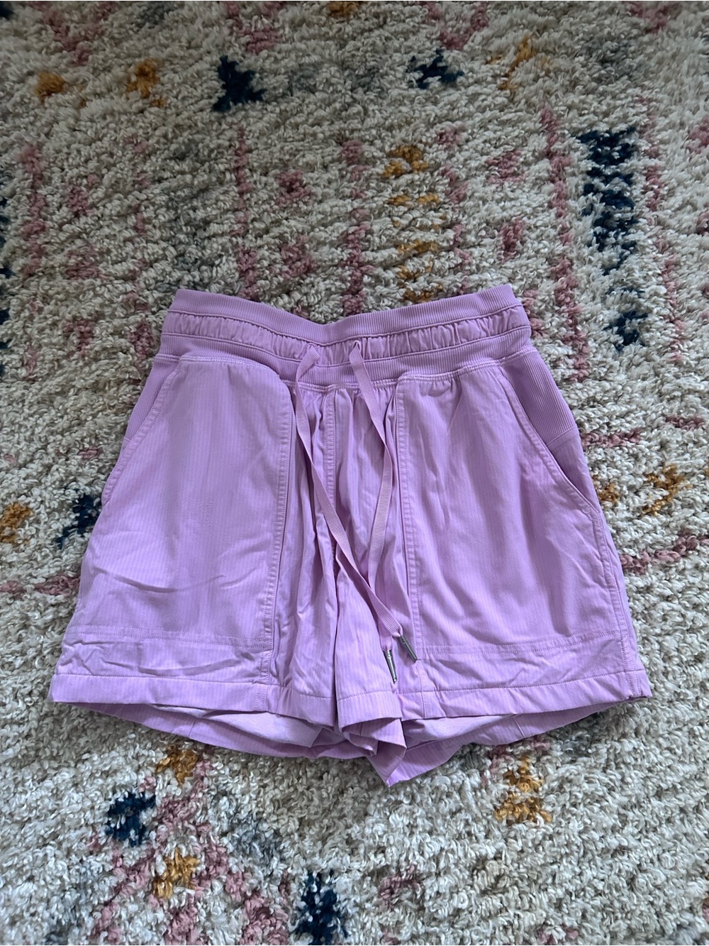 Lululemon Dance Studio High-Rise shorts lavender‎